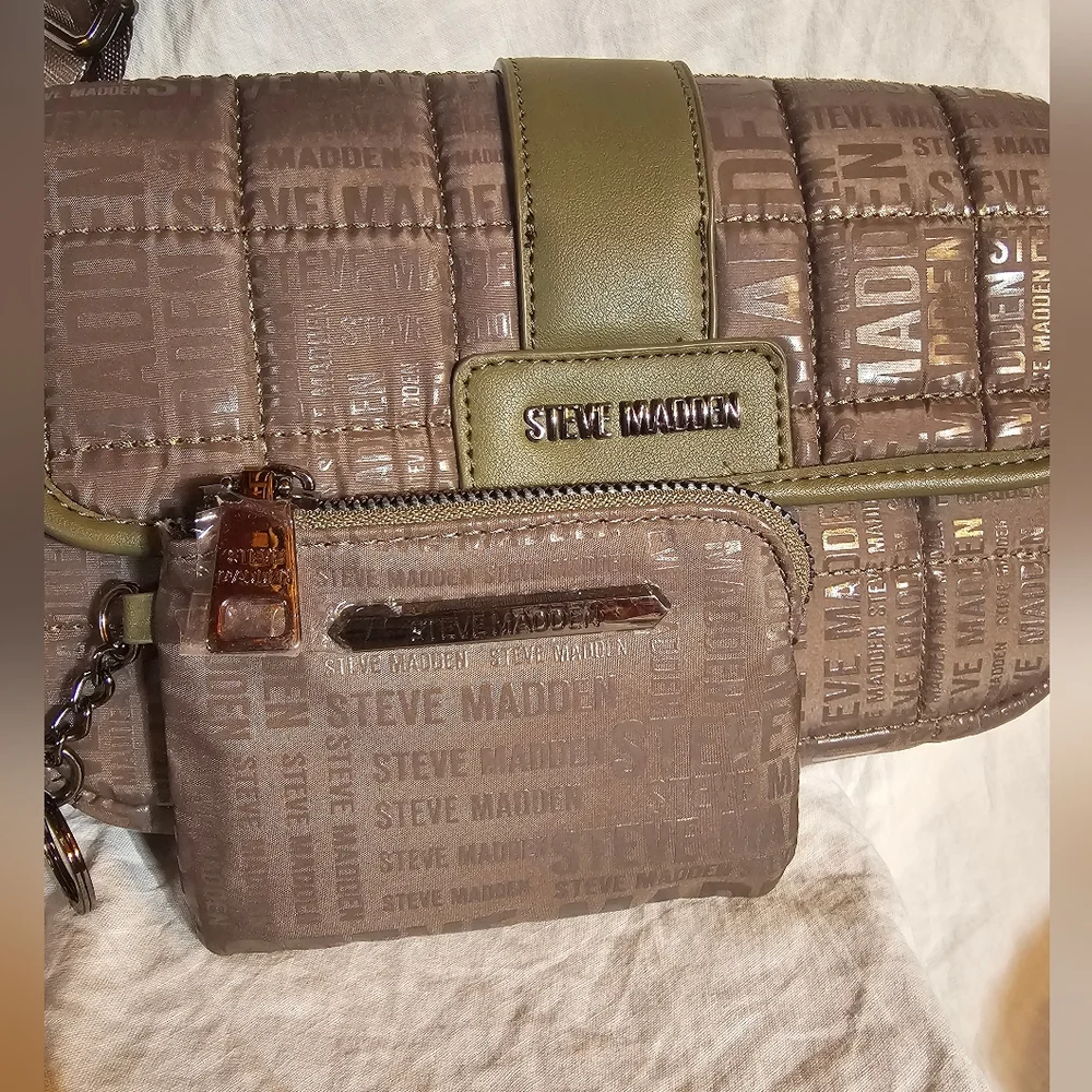 Steve Madden NWOT Byphyre Olive Green Crossbody - Picture 2 of 8